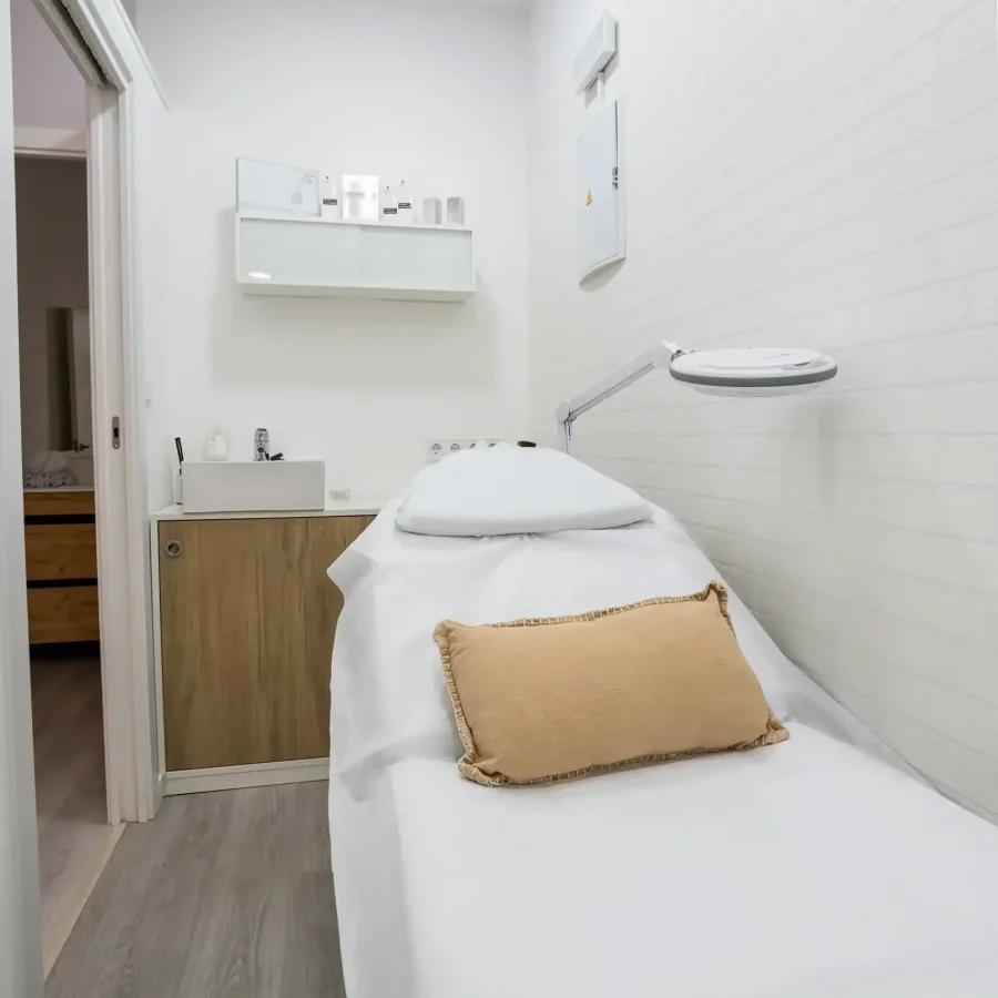 Patricia Manzanares (33)